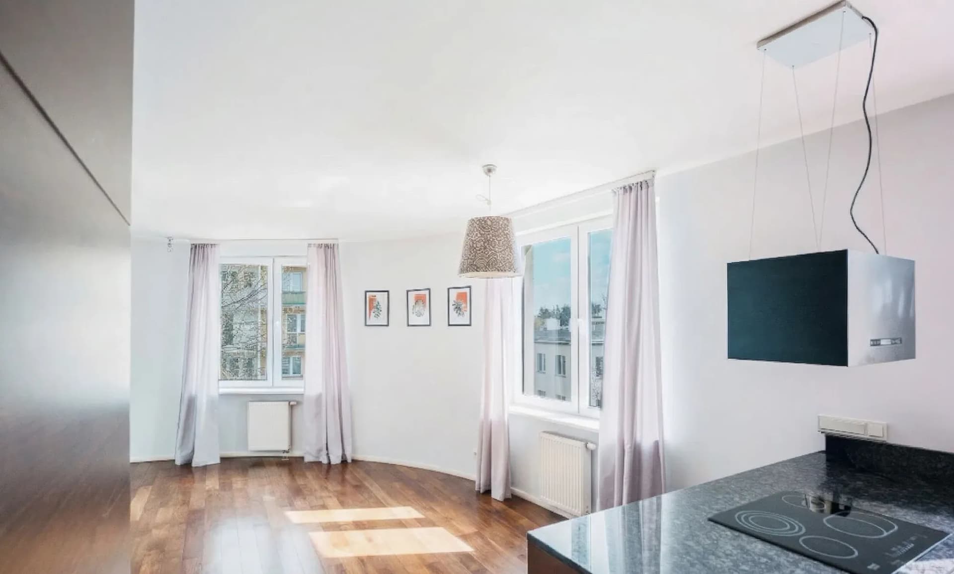 Przestronny, słoneczny apartament przy metrze na Żoliborzu - zdjęcie 3