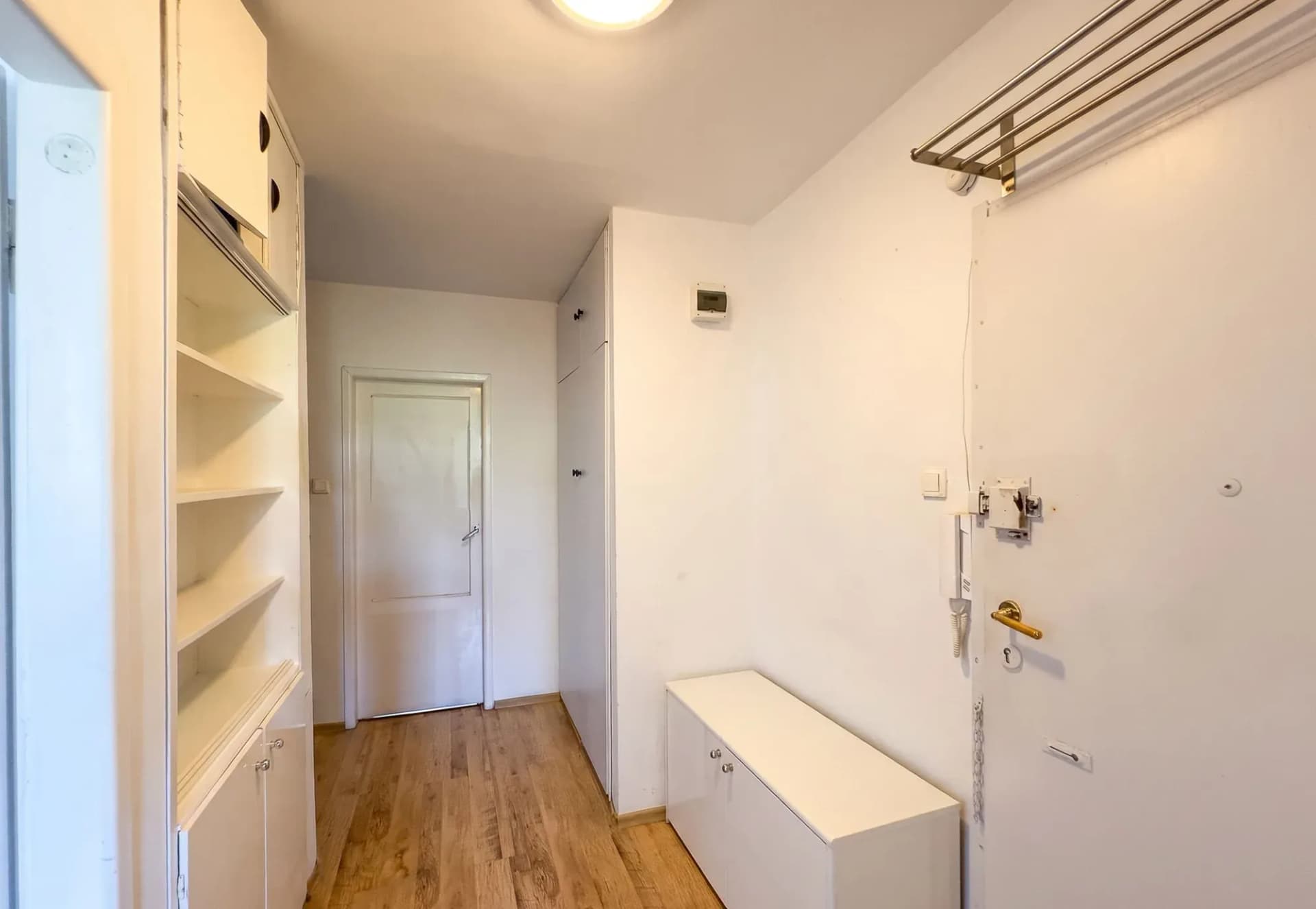 3 Pokojowe Mieszkanie z Potencjałem, Duży balkon, Świetna lokalizacja - zdjęcie 7
