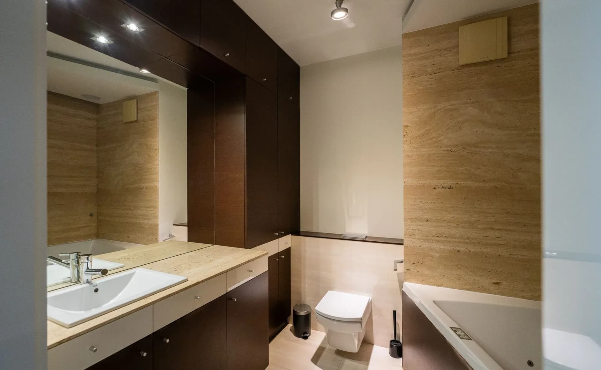 Przestronny, słoneczny apartament przy metrze na Żoliborzu - zdjęcie 8