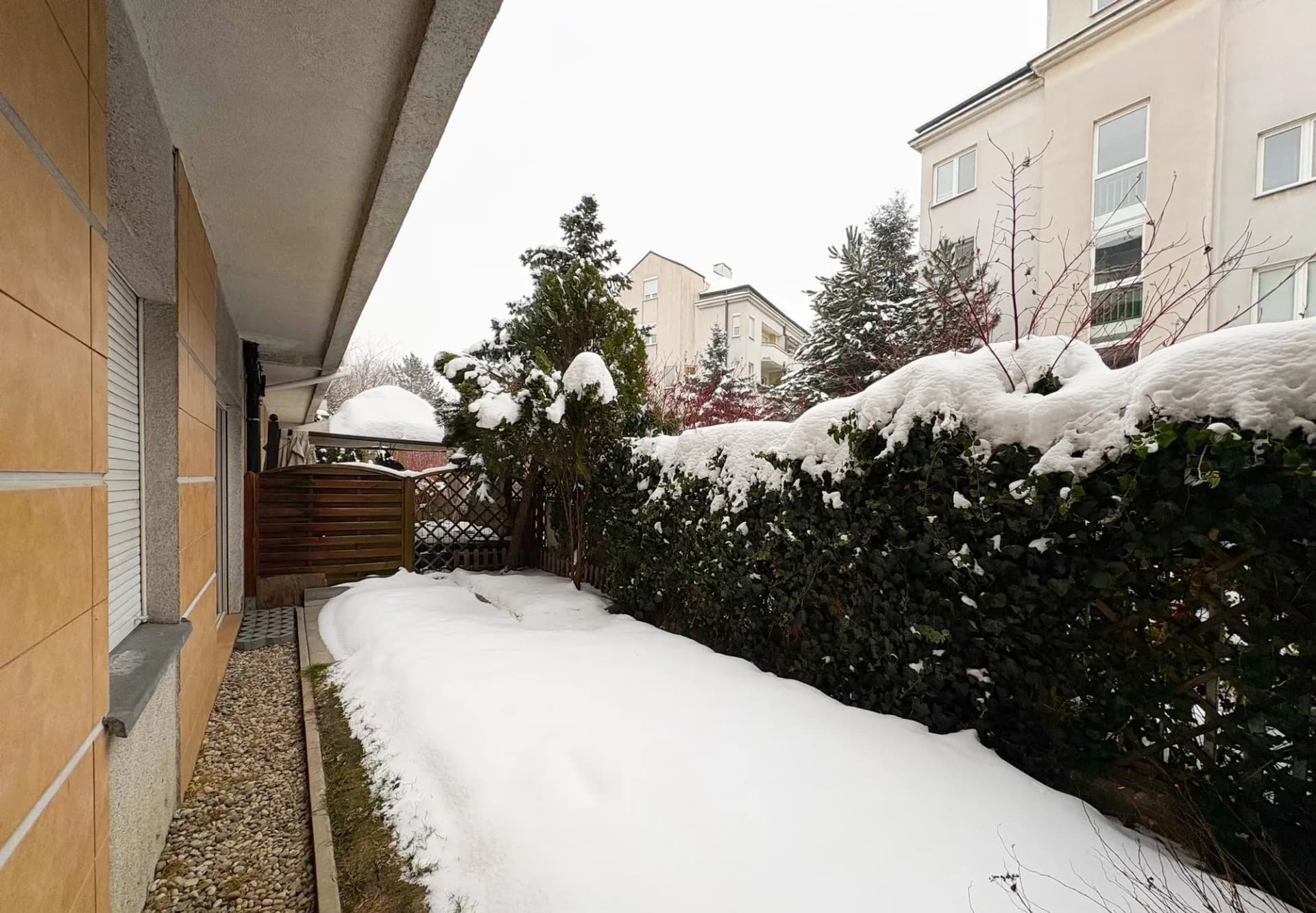 Mieszkanie 59 m² z ogródkiem 40 m² i miejscem garażowym - zdjęcie 11