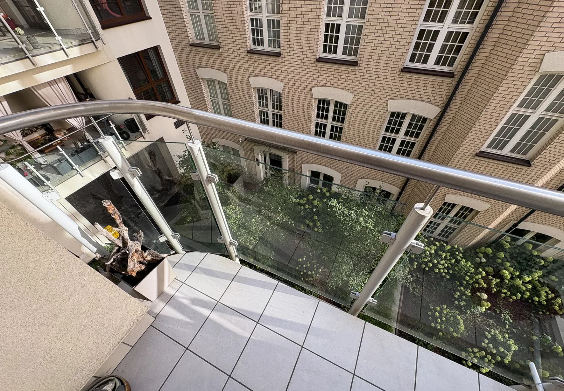 Luksusowy 2 pokojowy apartament na Woli - zdjęcie 16